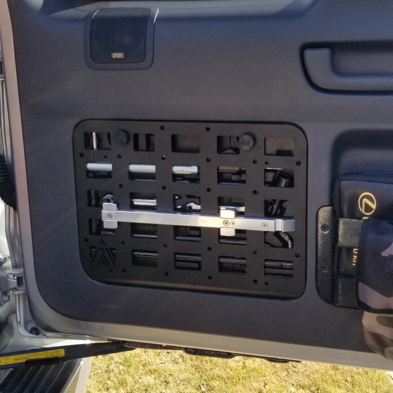 Hardware for VersaMount