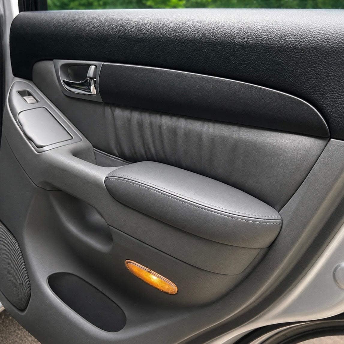 GX470 Blacked Out Door Panel Trim - 4 Door Kit